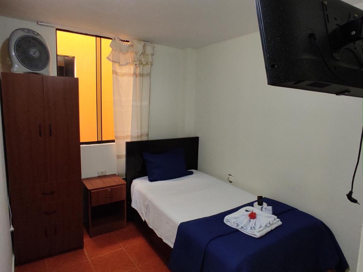 פוארטו צ'יקמה Hotel Nuevo Amanecer מראה חיצוני תמונה